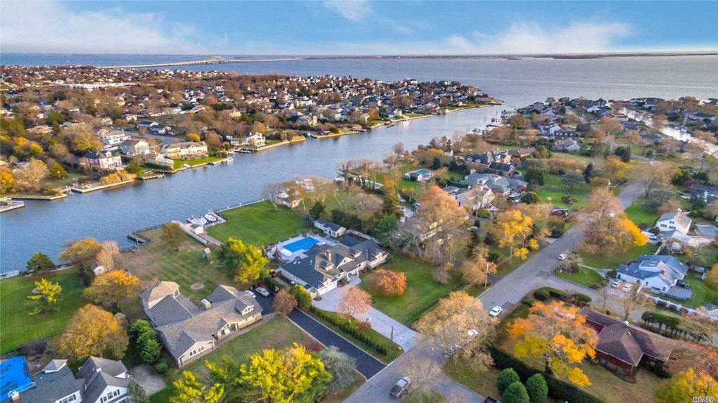 Islip, NY